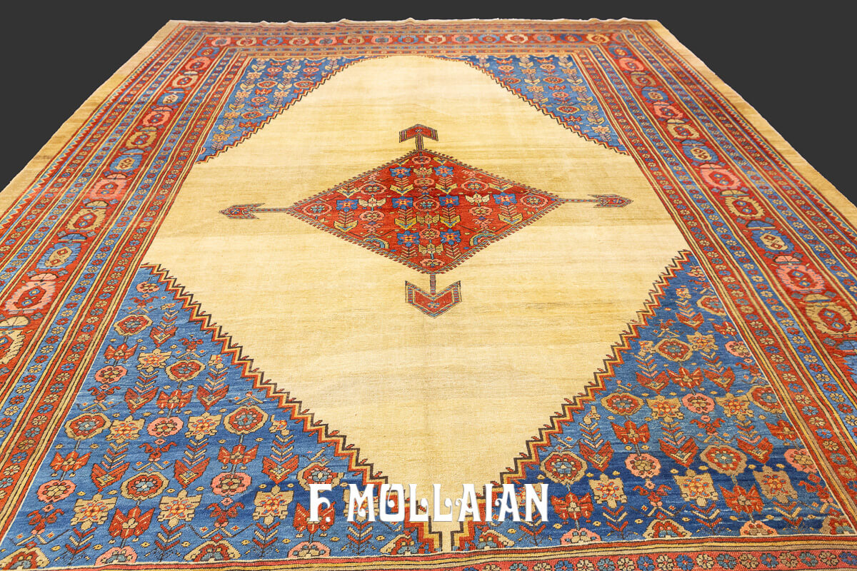 Medallion with Beige Wool open-field Antique Bakhshayesh Carpet n°:68786141